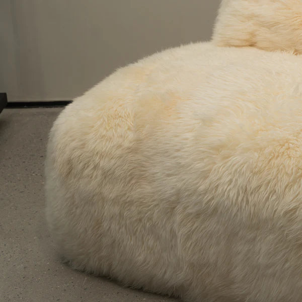 Alpina Plush Lounger