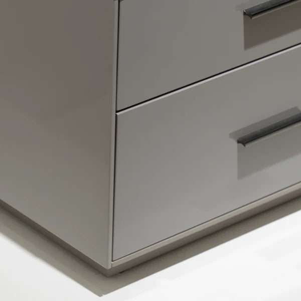 Minimalist Two-Drawer Nightstant
