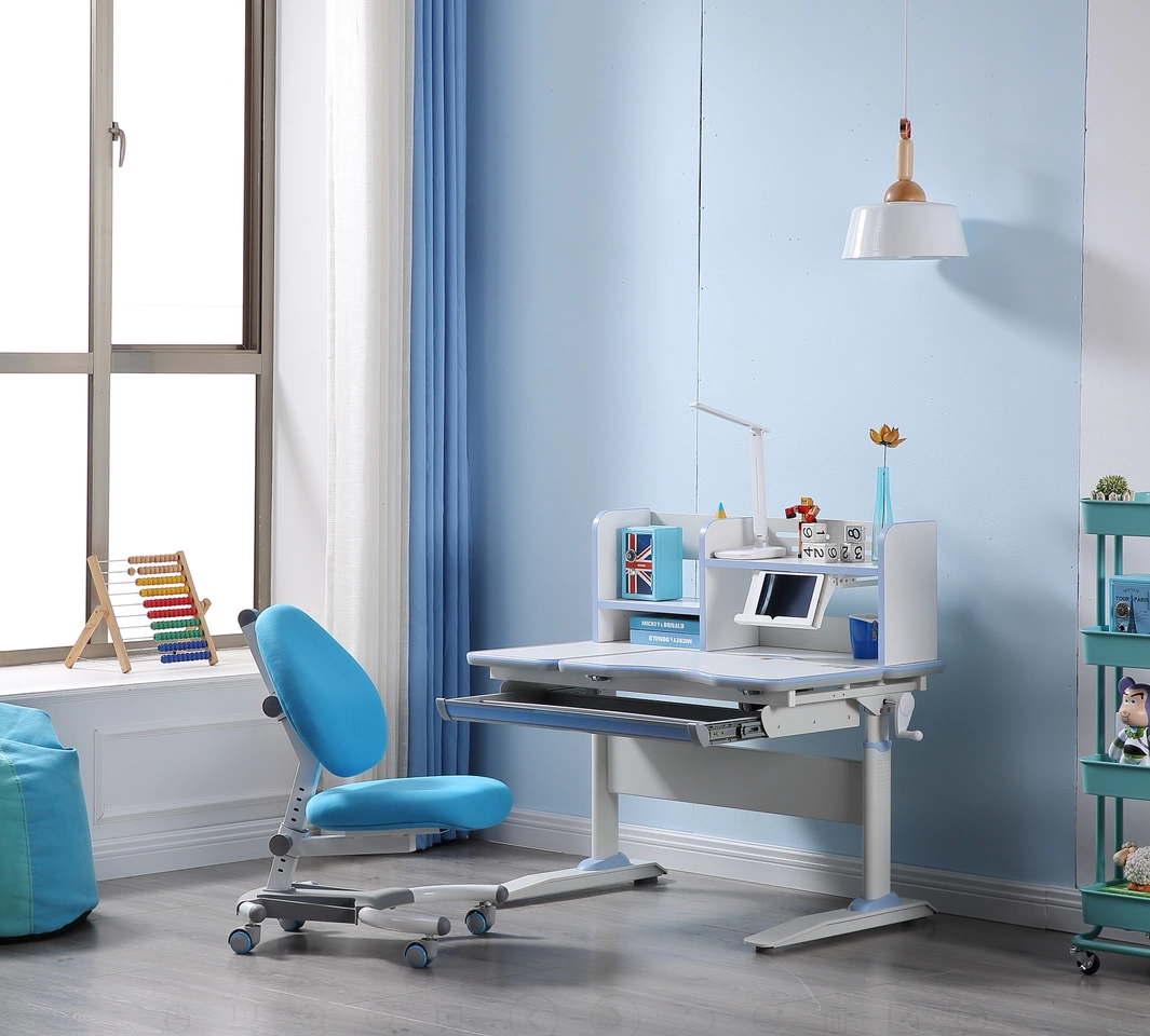 SmartStudy Adjustable Kids Desk