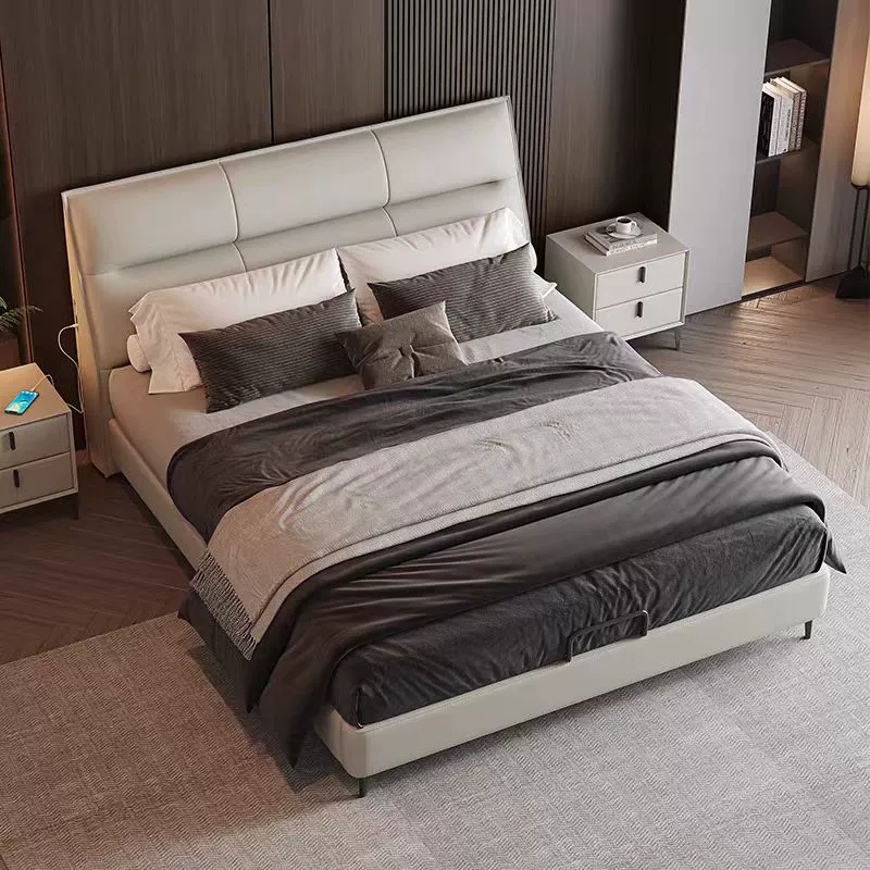 Top-Grain Leather Bed JUXL6