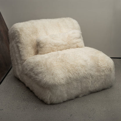 Alpina Plush Lounger