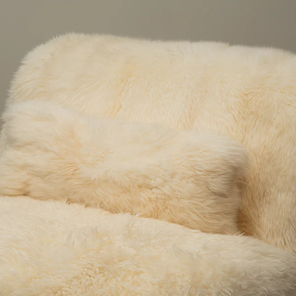 Alpina Plush Lounger