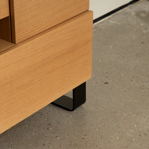 Linea Vista Console