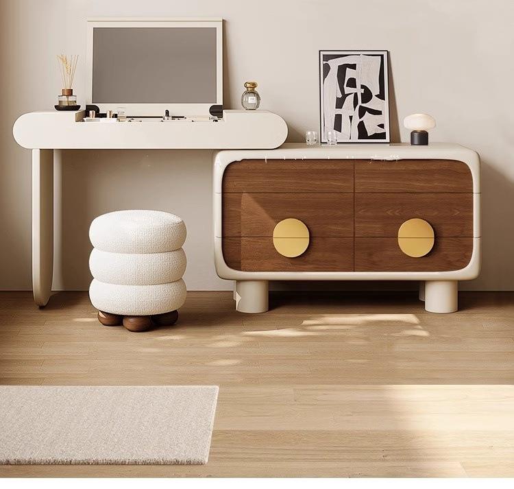 Two-Tone Solid-Wood Vanity Table with Lacquer Finish
